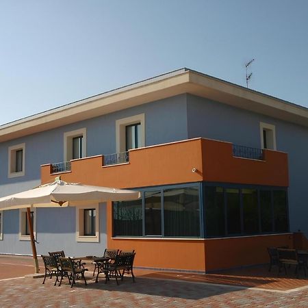 Motel - Hotel Nautico Pozzallo Exterior photo
