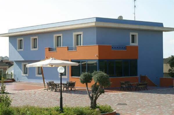 Motel - Hotel Nautico Pozzallo Exterior photo